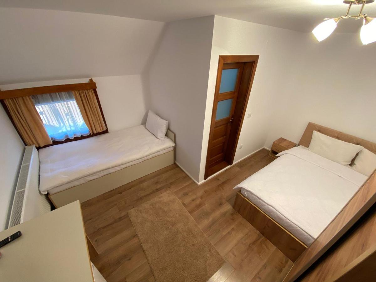 Casa Mocanu Sarmas Екстер'єр фото